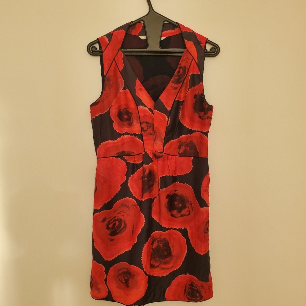 RACHEL Rachel Roy rose print midi sheath sleeveless dress. Size 6 lightly worn